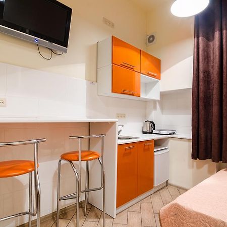 Economy Apartment On Rappoporta 7A-1 Lviv Buitenkant foto