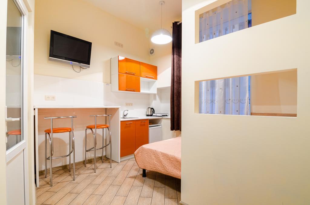Economy Apartment On Rappoporta 7A-1 Lviv Buitenkant foto